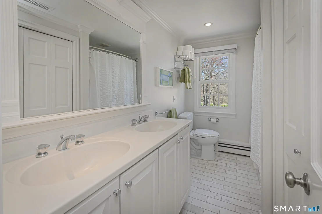 Photo of 25 English Drive