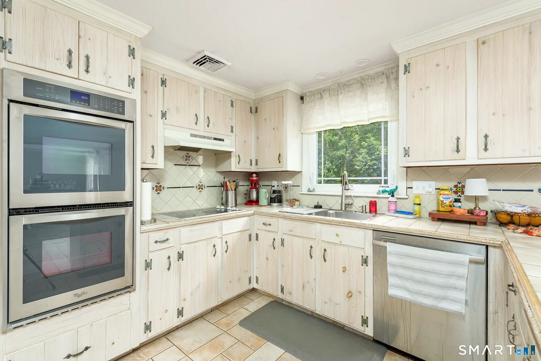 Photo of 4 Lenora Drive