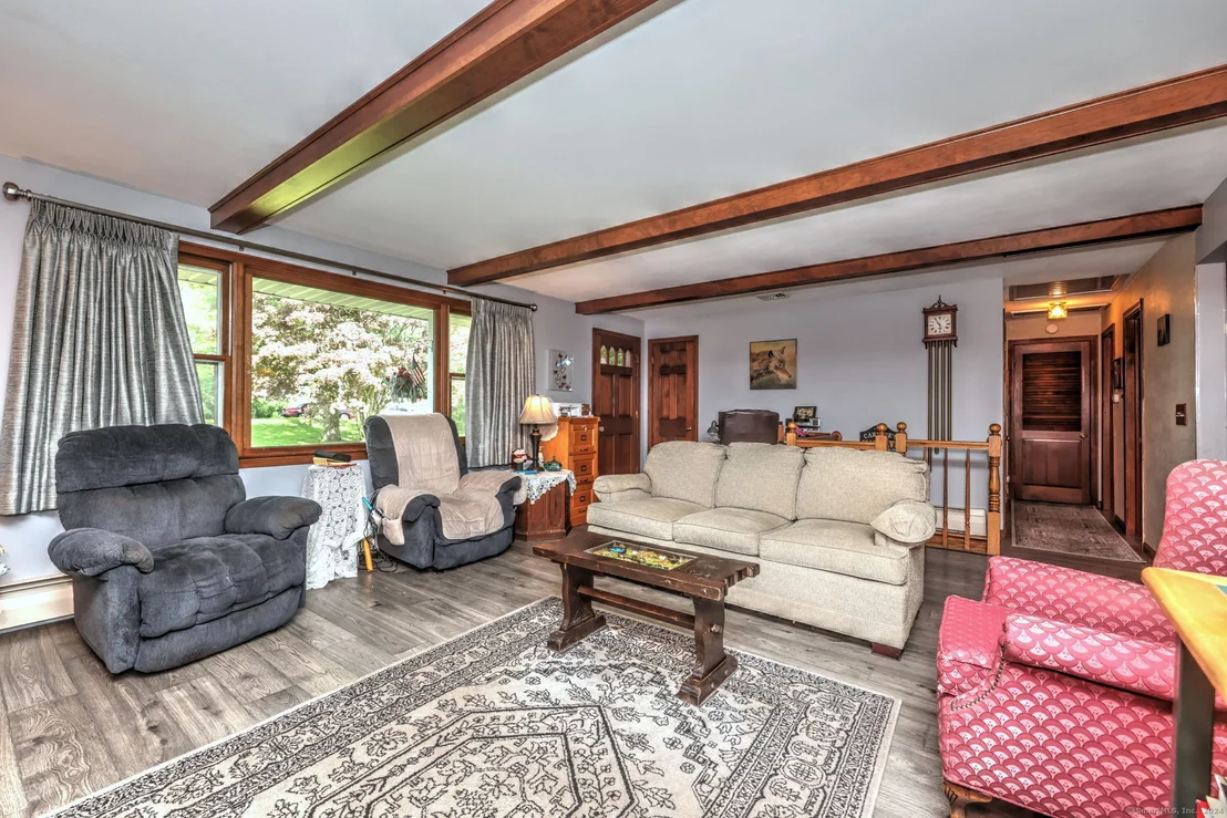 Photo of 1659 Turner Road