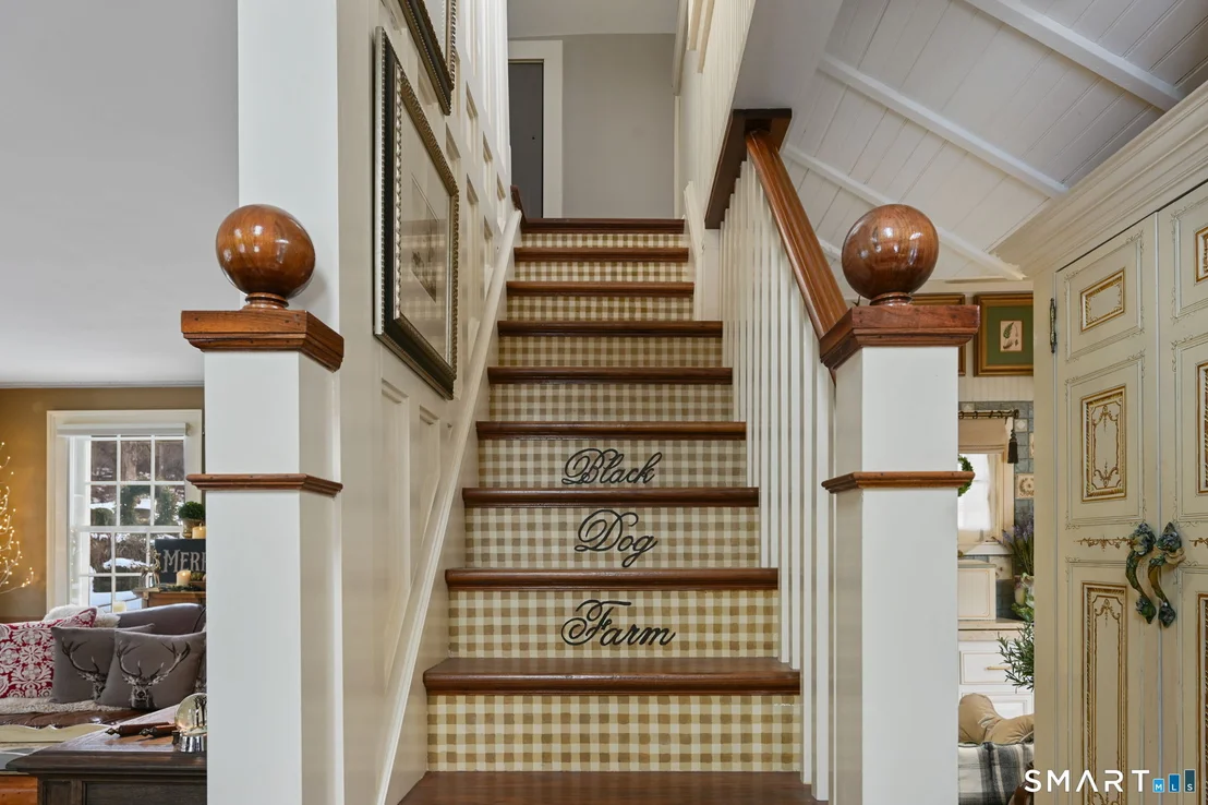 Photo of 6 Hoyt Road