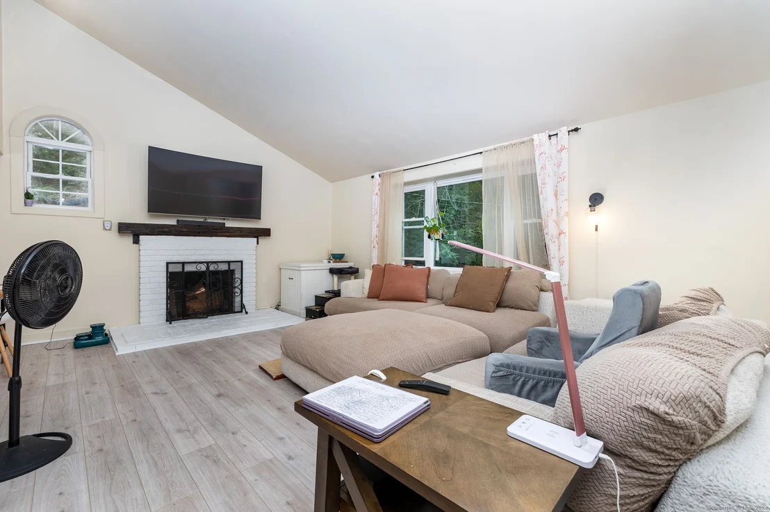 Photo of 166 Canton Road
