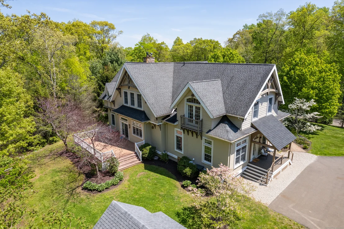 Photo of 101 Lynn Drive