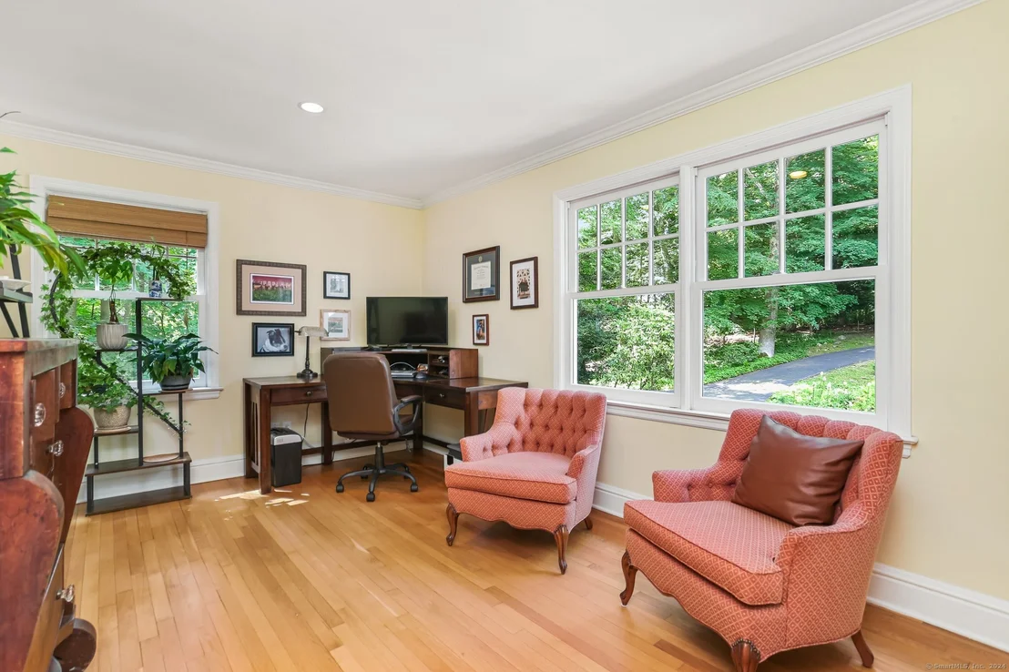 Photo of 10 Guild Drive