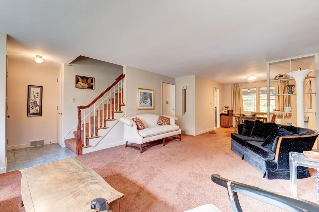Photo of 244 Pineridge Road