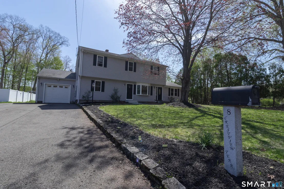 Photo of 8 Crestview Terrace