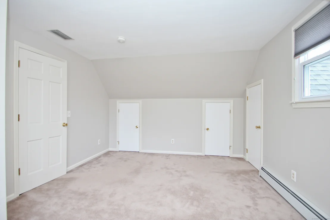 Photo of 1183 Newgate Road