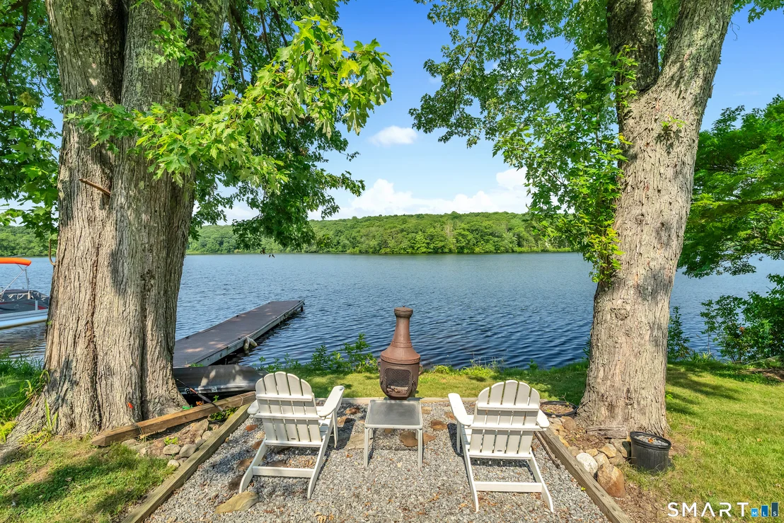 Photo of 51 Lakeview Drive