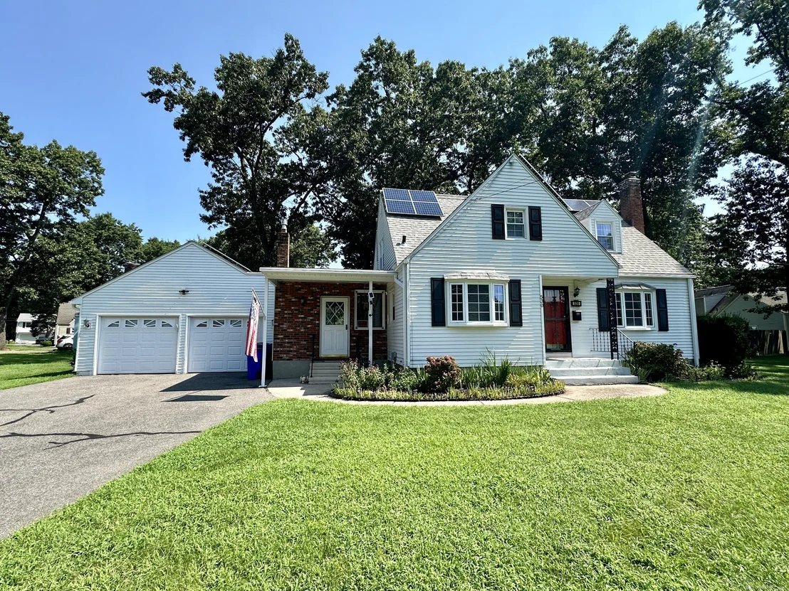 Photo of 530 Ash Drive