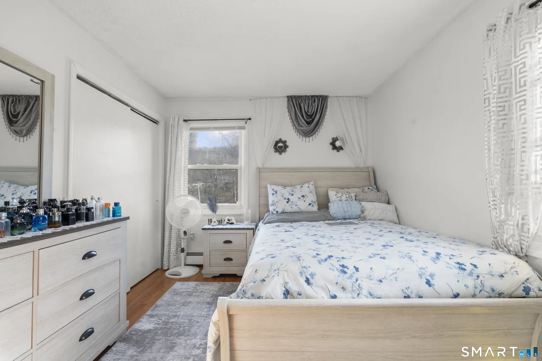 Photo of 15 Kenneth Circle