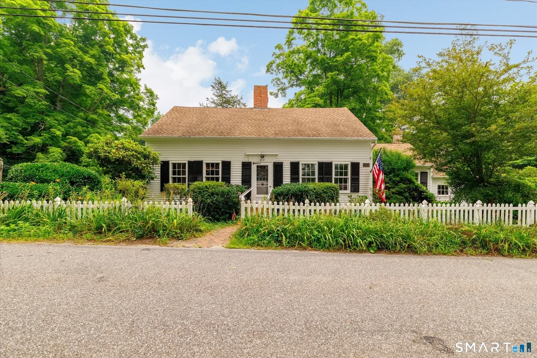 Photo of 218 Bigelow Road