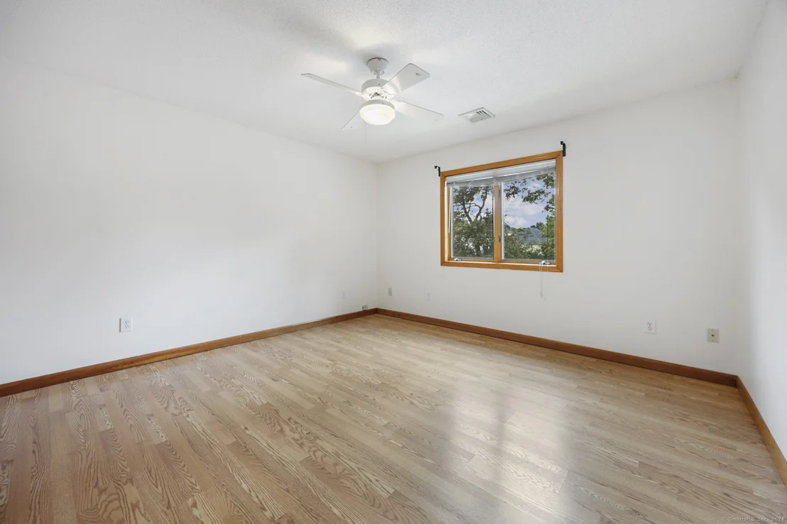 Photo of 405 Neill Drive