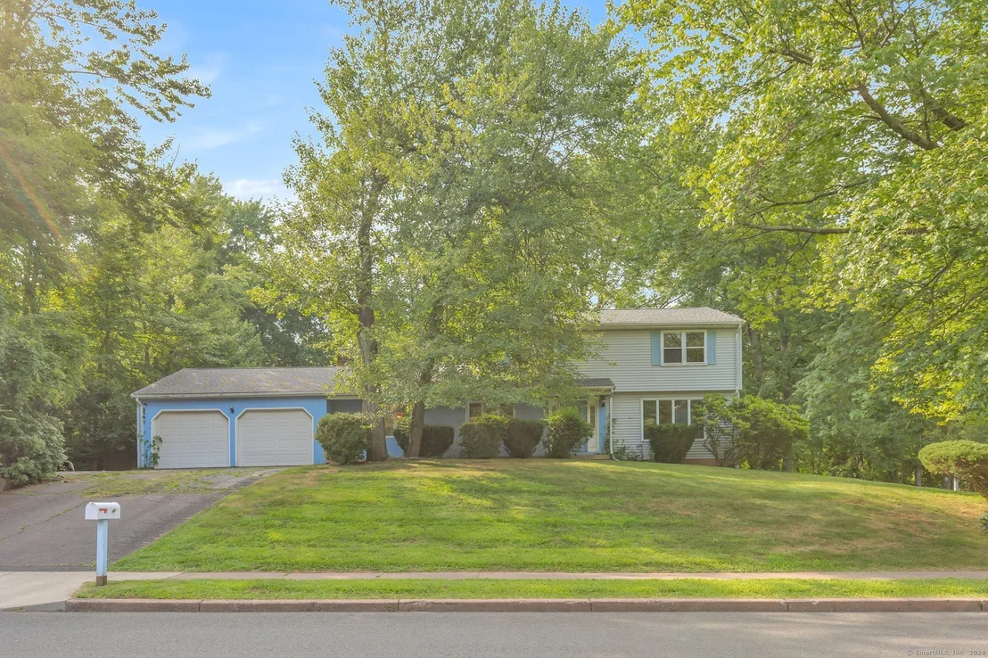 Photo of 145 Lamplighter Drive