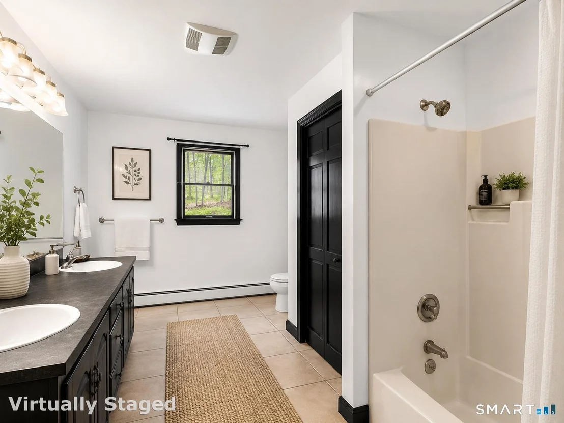 Photo of 132 Hickory Lane