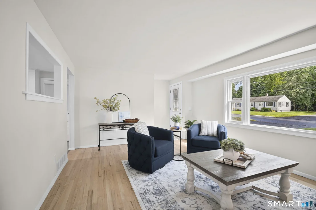 Photo of 31 Meadowlark Road