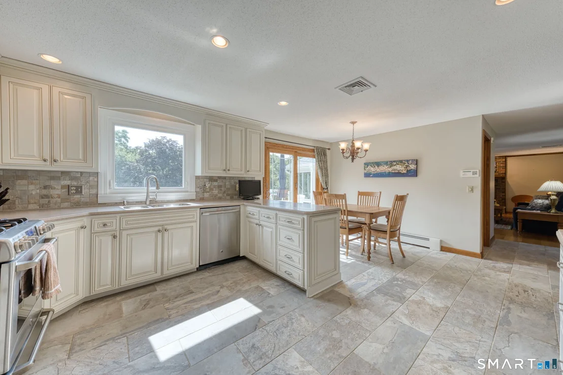 Photo of 168 Debbie Drive