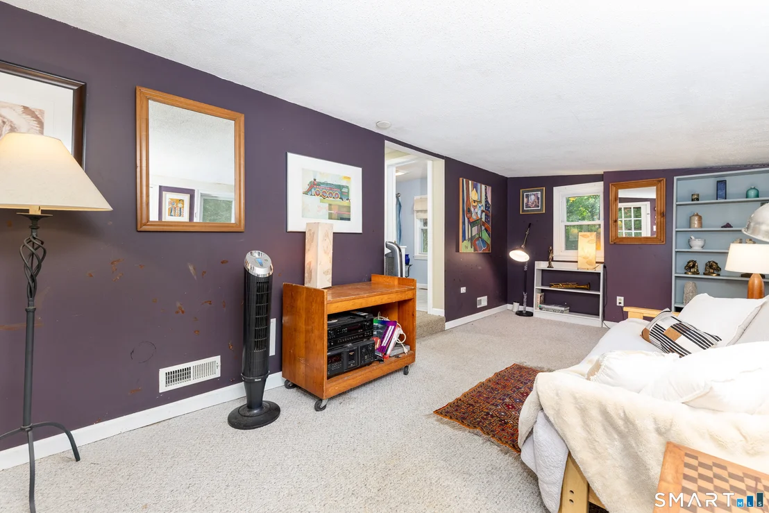 Photo of 37 Sassacus Road
