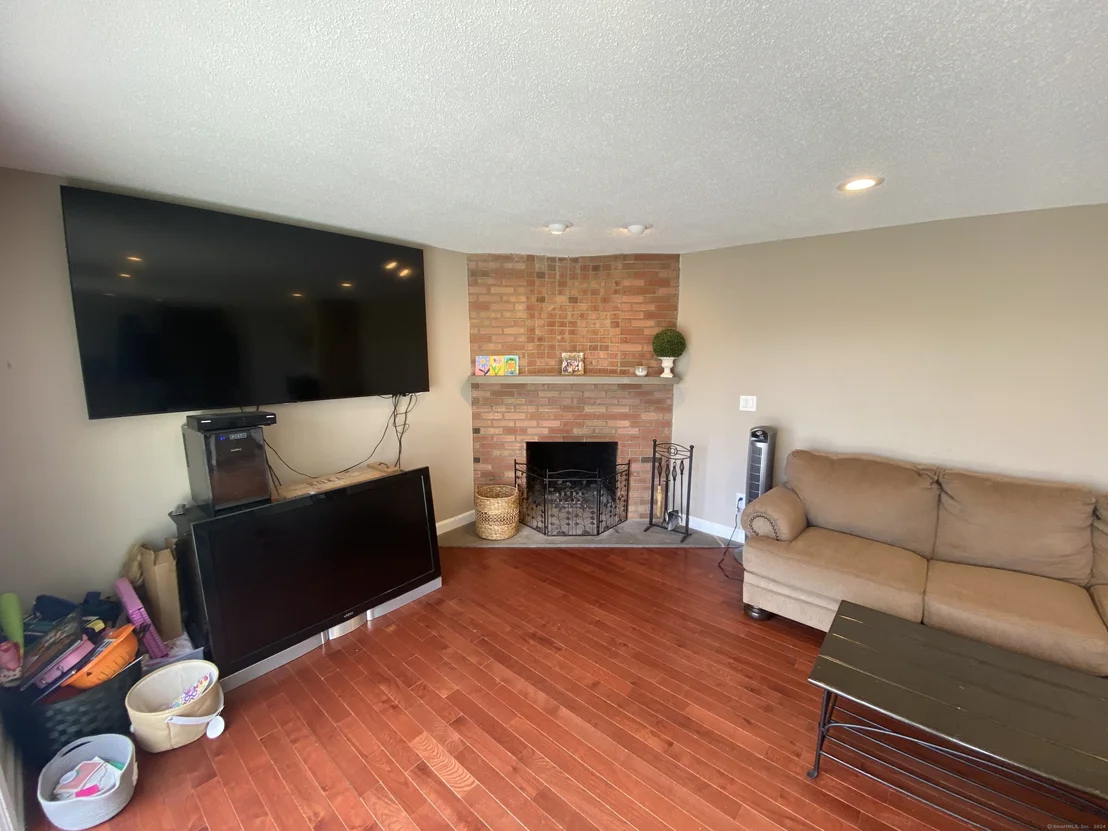 Photo of 302 Neill Drive