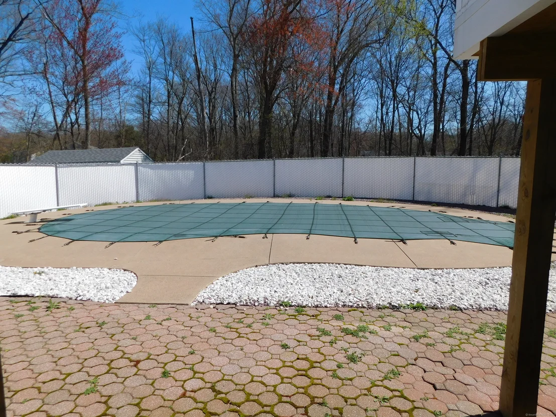 Photo of 212 Willowcrest Drive