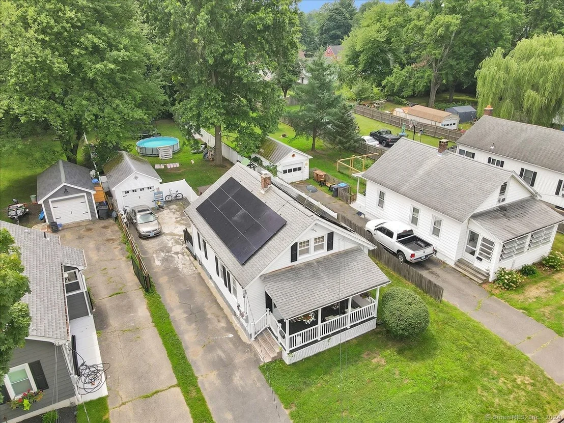 Photo of 34 Brainard Road