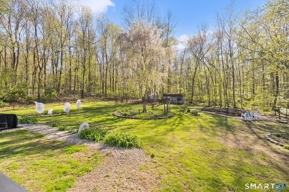 Photo of 1169 Flanders Road