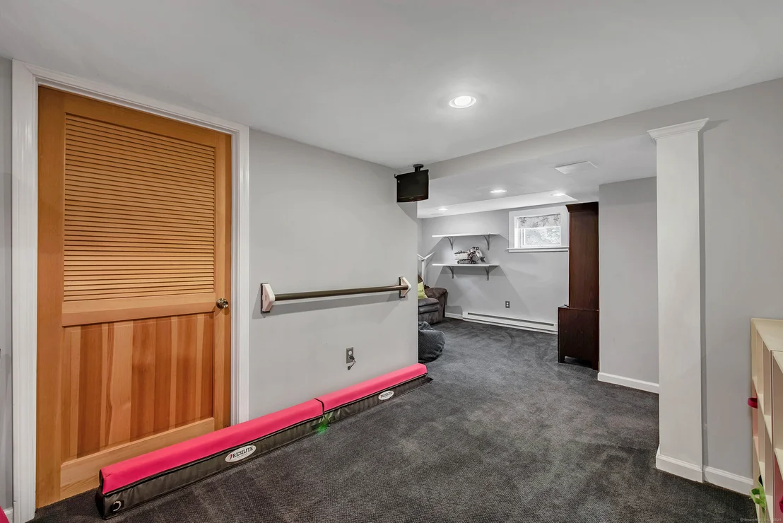 Photo of 25 Maple Ridge Drive