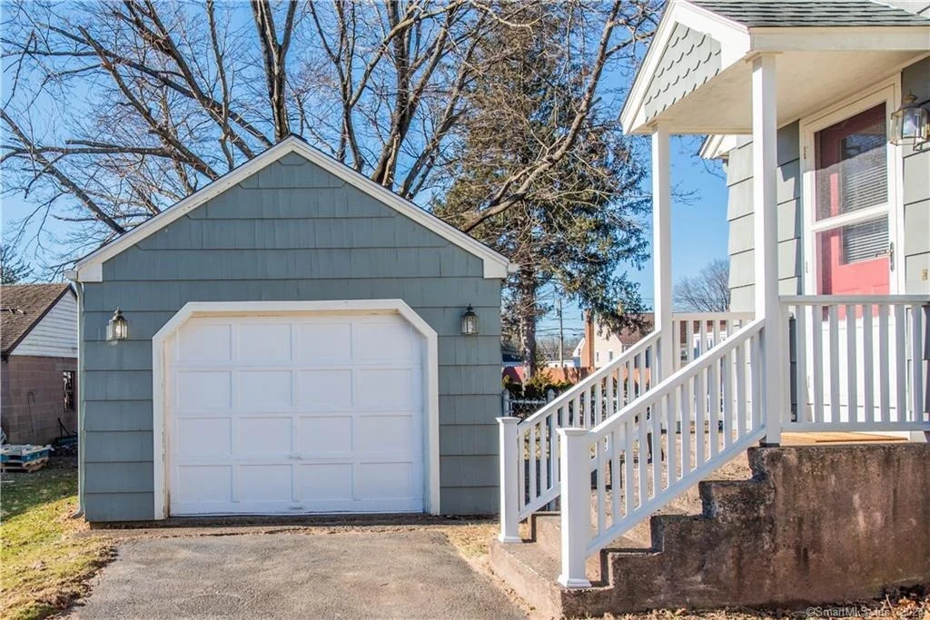 Photo of 3 Street Terrace