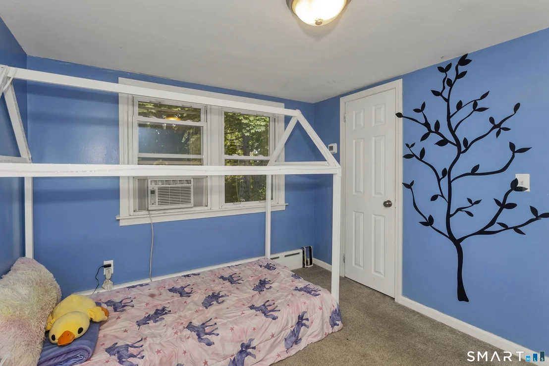 Photo of 39 Highland Avenue