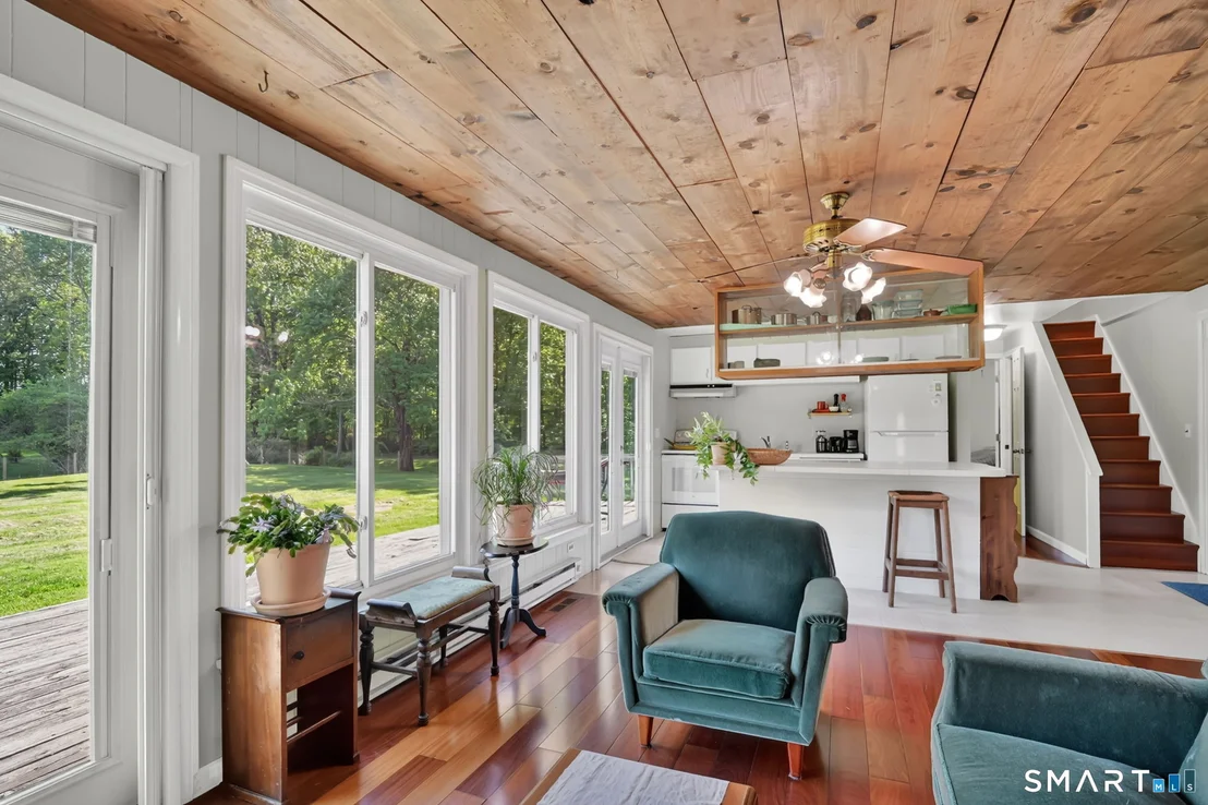 Photo of 127 Lake Road