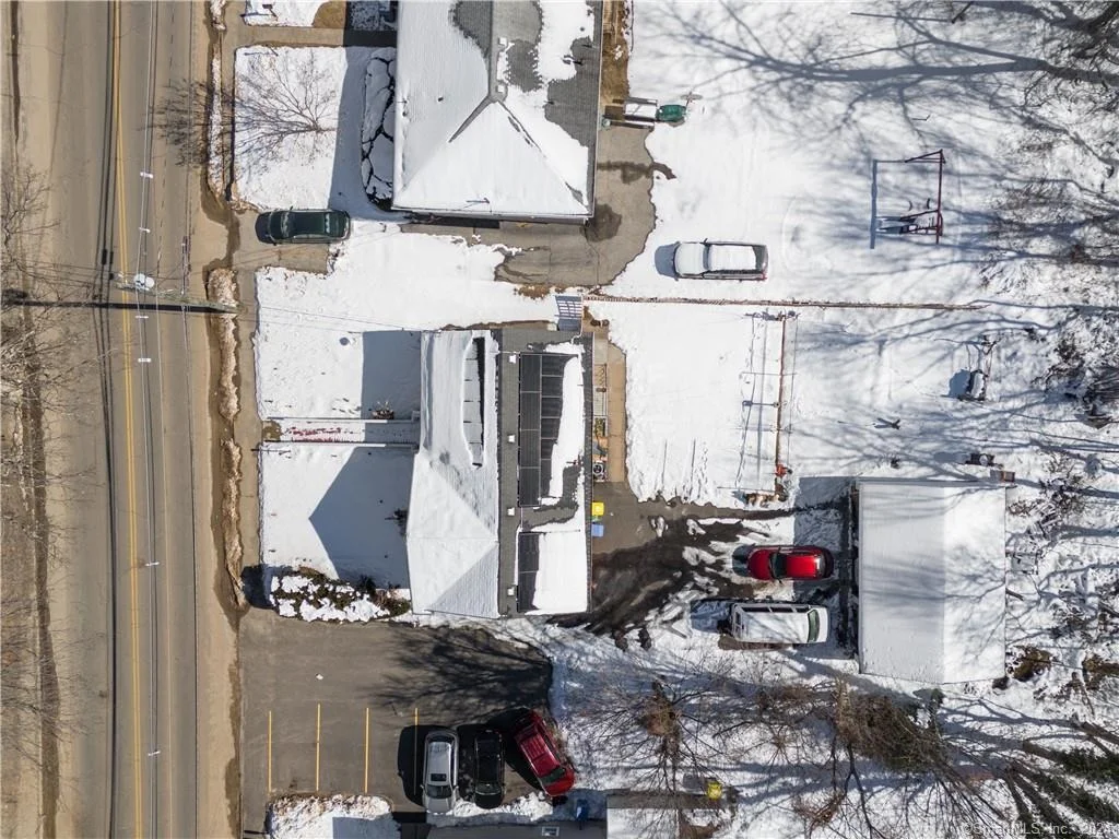 Photo of 498 Scott Road