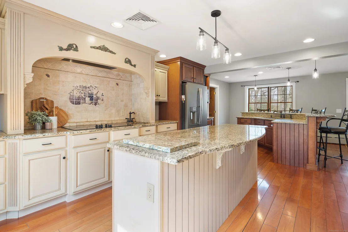 Photo of 17 Beverly Drive