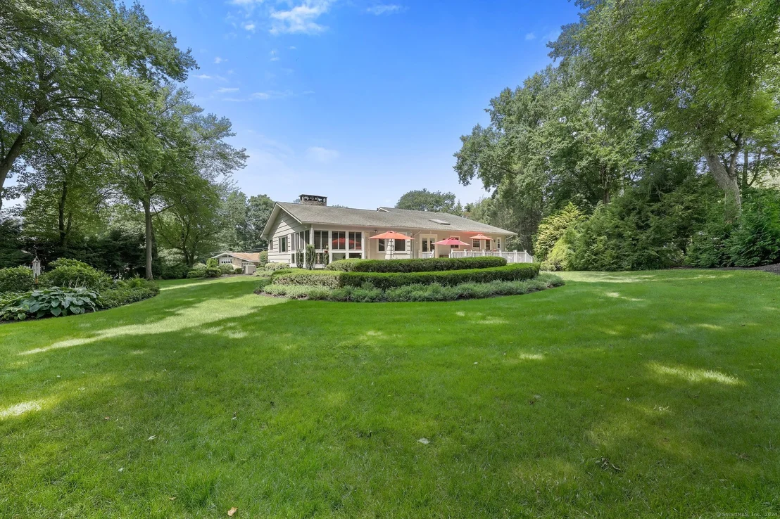 Photo of 109 Meadowcrest Drive