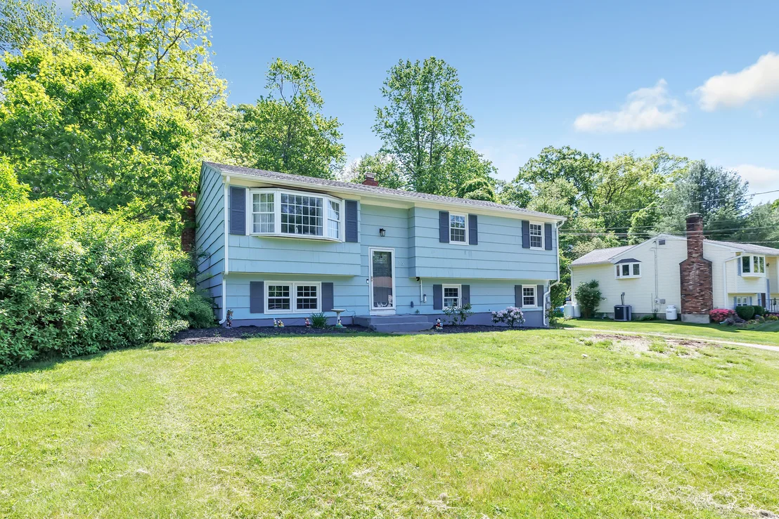 Photo of 16 Glen Circle