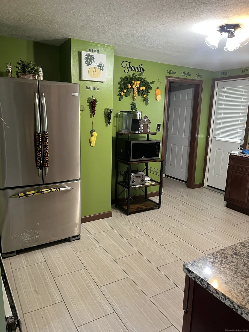 Photo of 281 Mill Plain Avenue