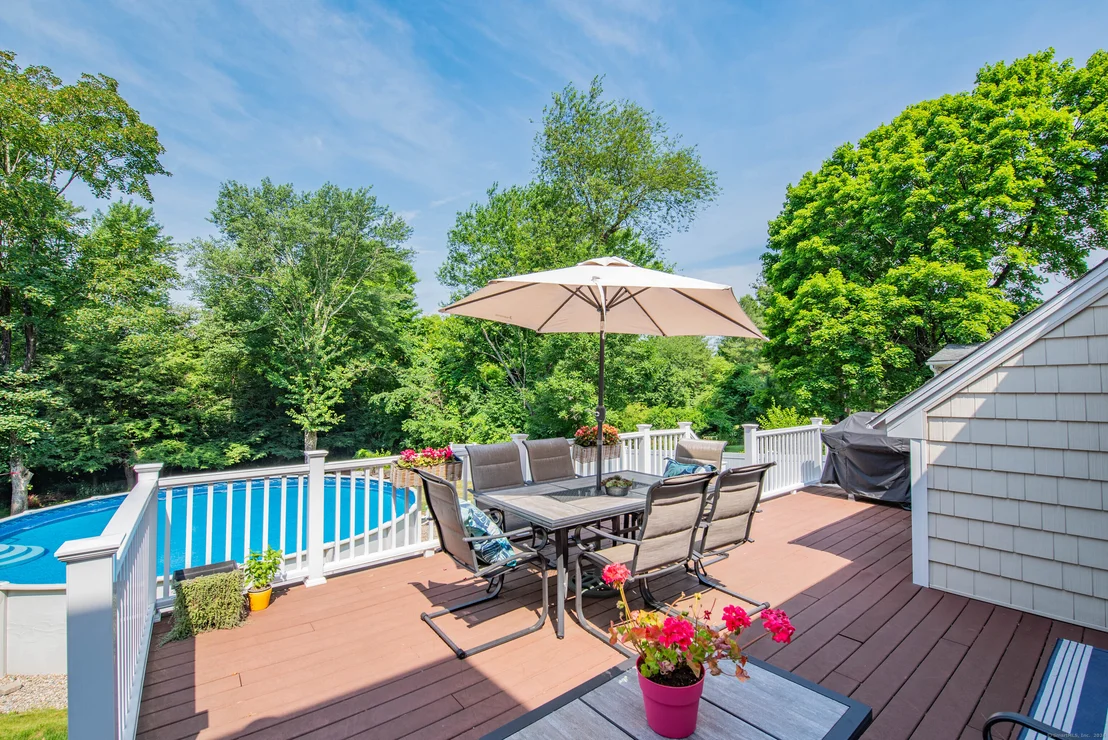 Photo of 25 Maple Ridge Drive