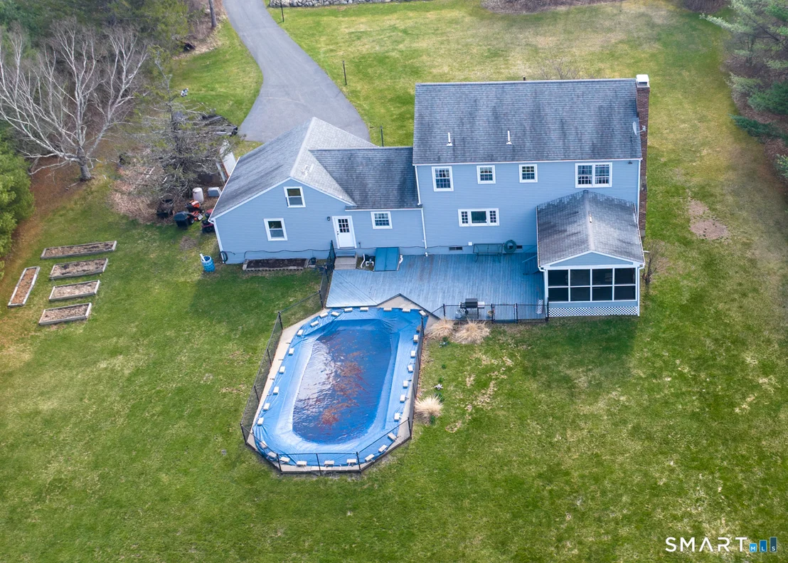 Photo of 1833 Mountain Road