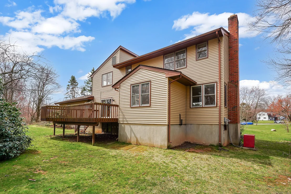 Photo of 2 Clover Drive