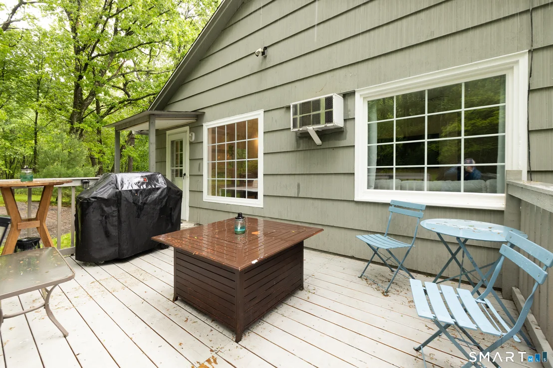Photo of 1166 Spindle Hill Road