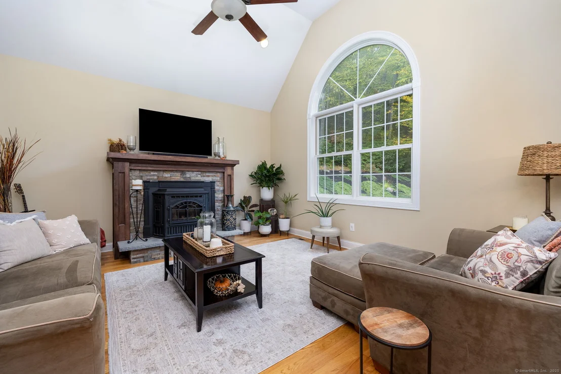 Photo of 154 Cascade Ridge