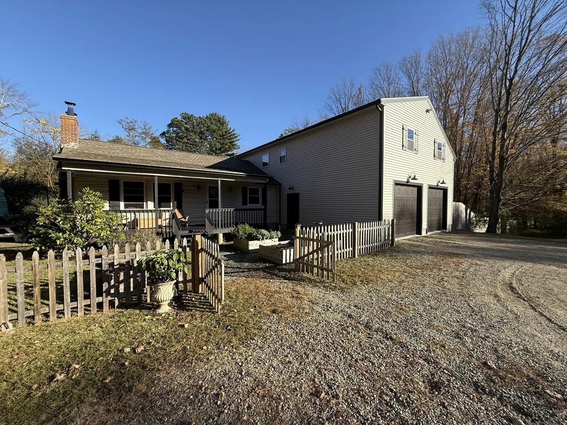 Photo of 93 Jericho Road