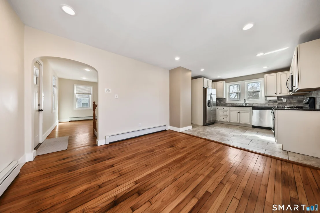 Photo of 116 Hillside Avenue