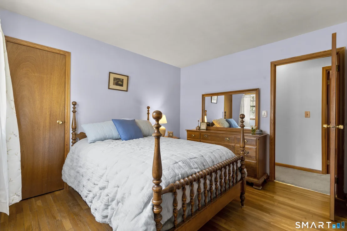 Photo of 143 Vanderpoel Avenue