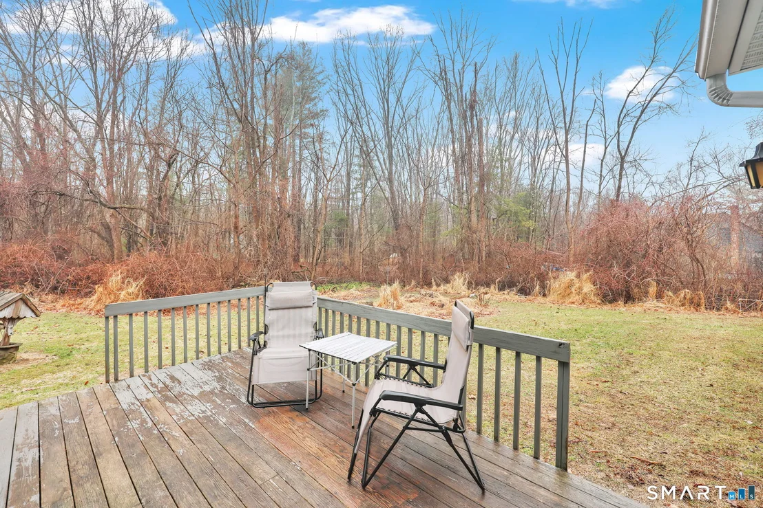 Photo of 1091 Flanders Road