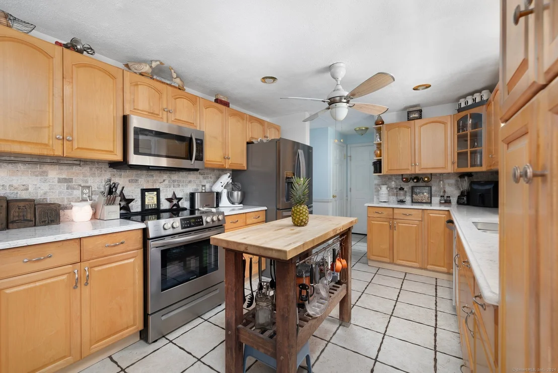 Photo of 787 Cook Hill Road