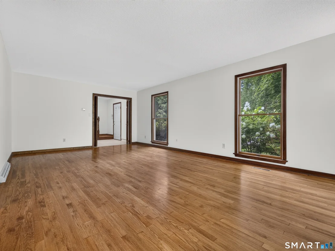 Photo of 345 Payne Drive
