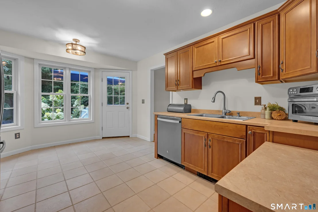 Photo of 141 Gibson Hill Road