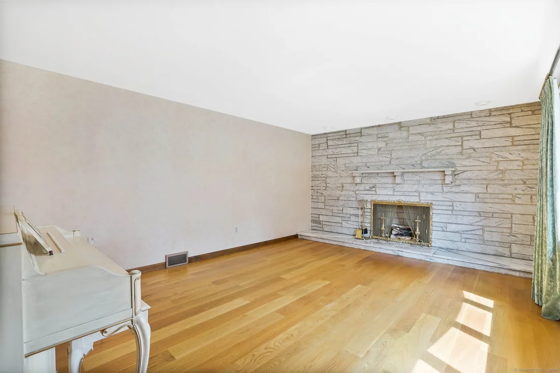 Photo of 48 Gray Road