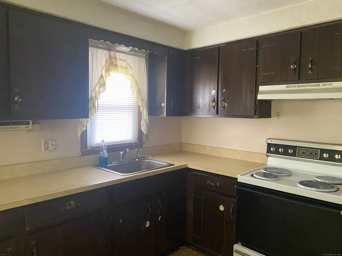Photo of 100 Nutmeg Drive