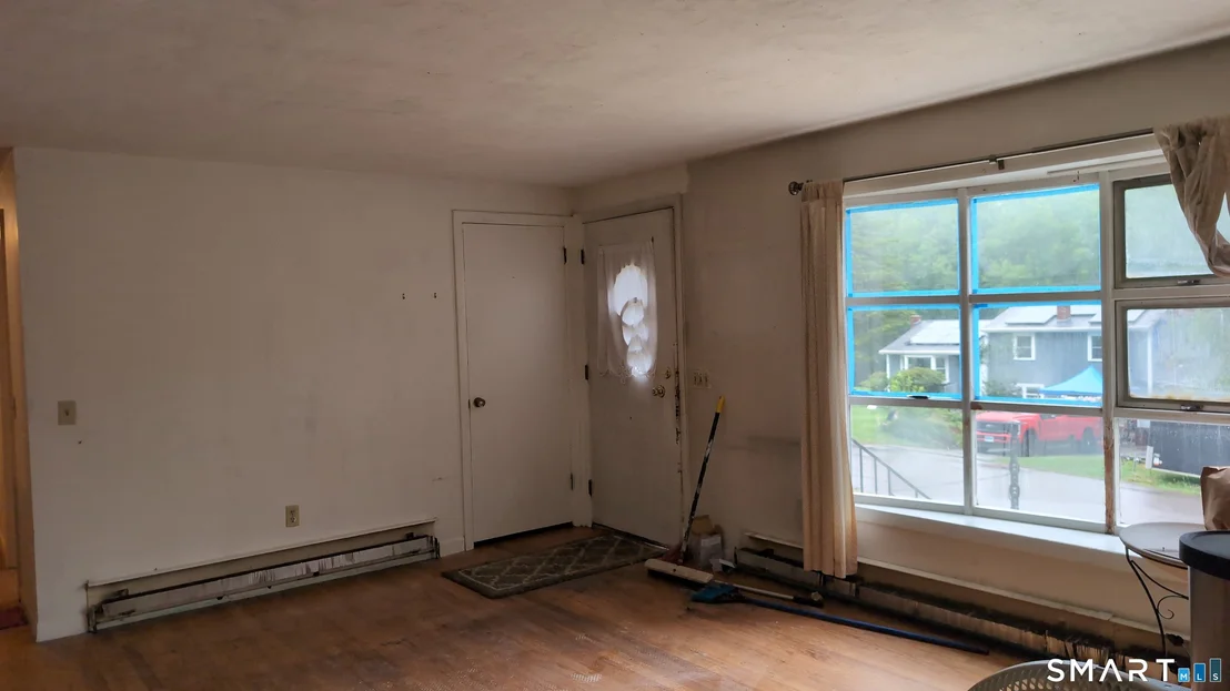 Photo of 11 Sunset Avenue