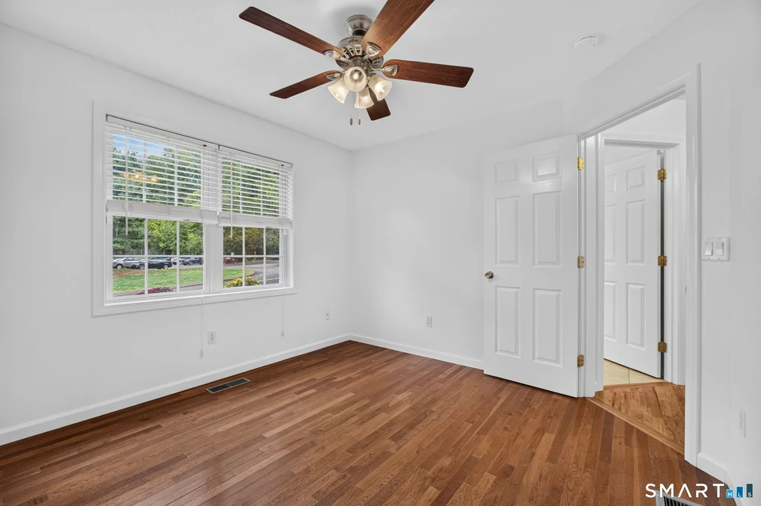 Photo of 1137 Ridgewood Road