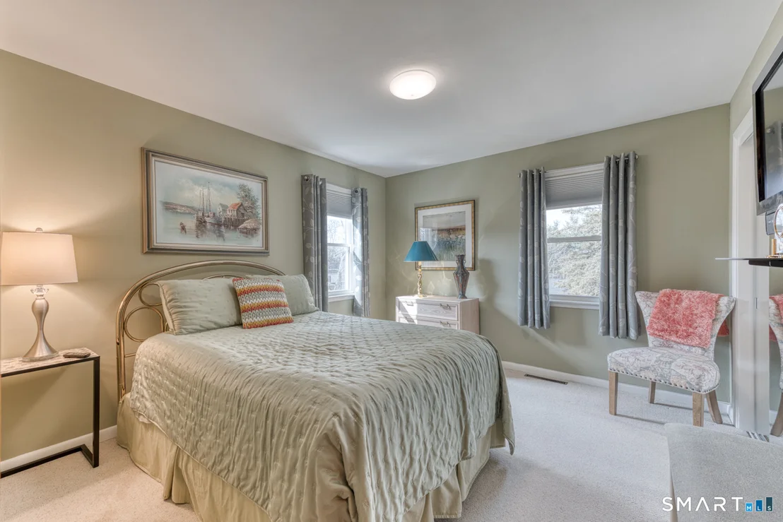 Photo of 116 Fairlawn Drive